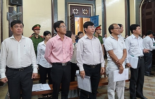 HCMC court halts trial of Navibank case