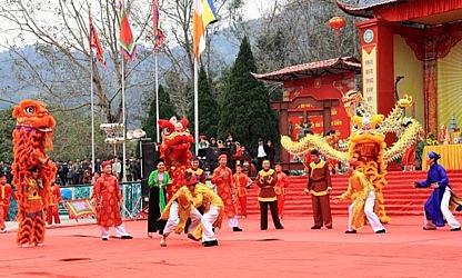 ngoc tan village festival revitalises folk games