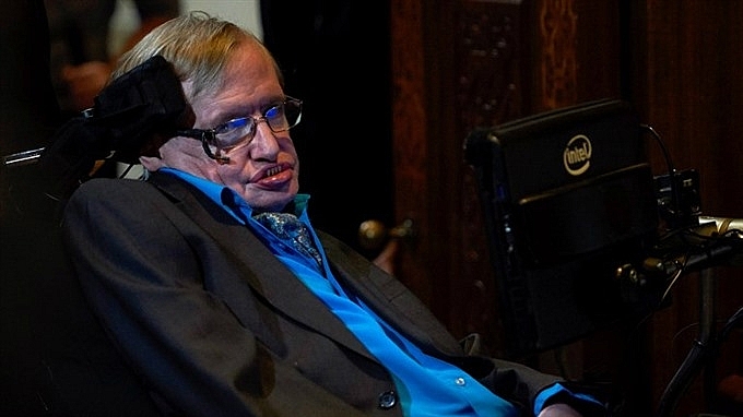 stephen hawking reflects a brief history of genius