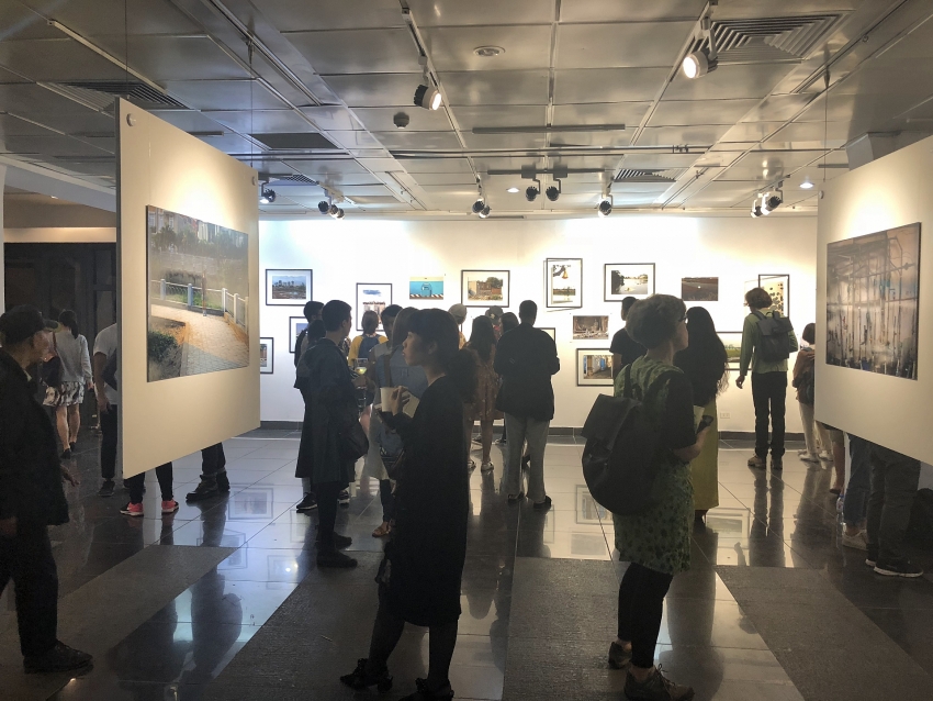 midway exhibition reflects on vietnamese urbanisation
