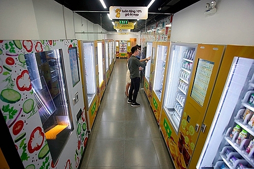 will qr code stores become the new craze in hanoi