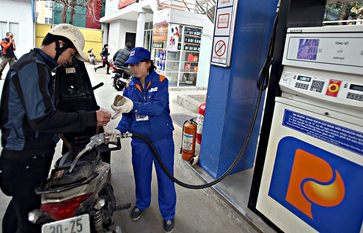 Petrol firms suggest increasing E5-RON 95 price difference