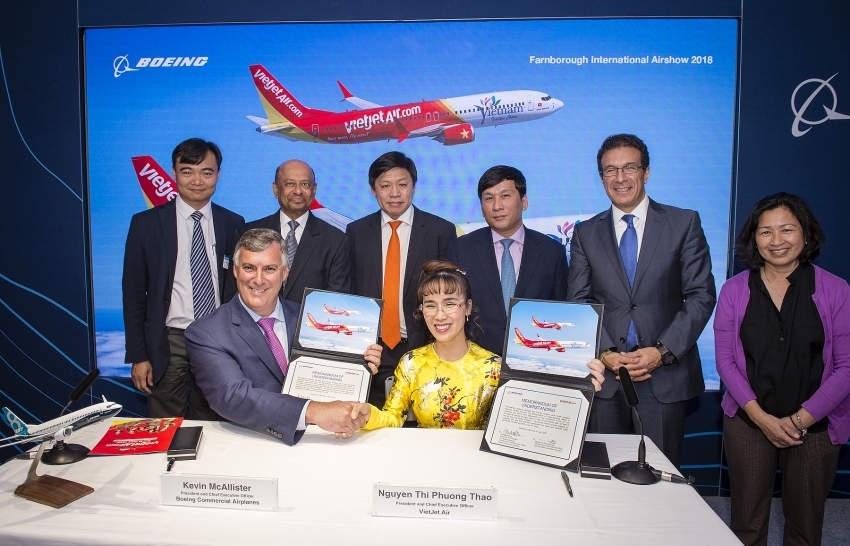 Vietjet and Boeing ink deal for 100 new aircraft
