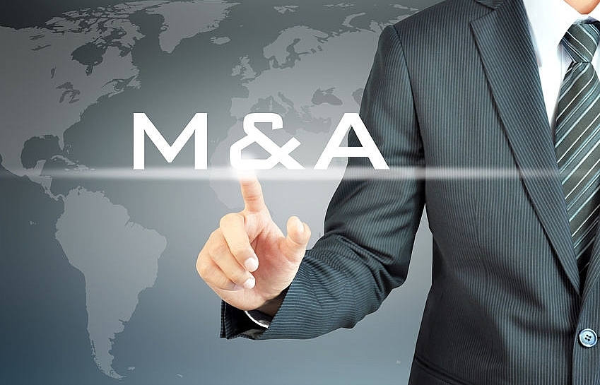 Retail, consumer goods, and real estate will lead 2018 M&A market