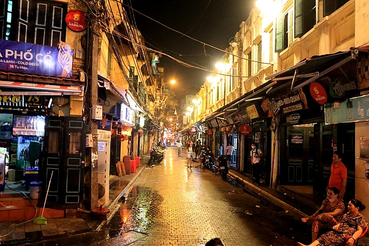 hanoi old quarter awaits return of overseas arrivals