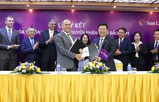Sun Life Vietnam and TPBank announce exclusive bancassurance agreement in Vietnam